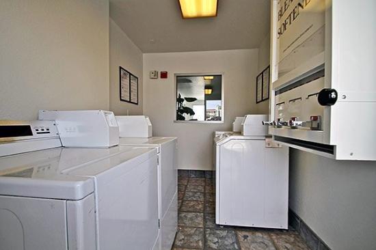 Hilltop Inn&Suites Victorville Faciliteiten foto