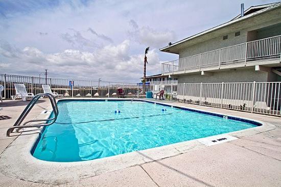 Hilltop Inn&Suites Victorville Faciliteiten foto